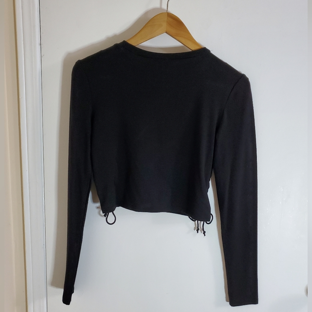 Forever 21 Top - Picture 2 of 4